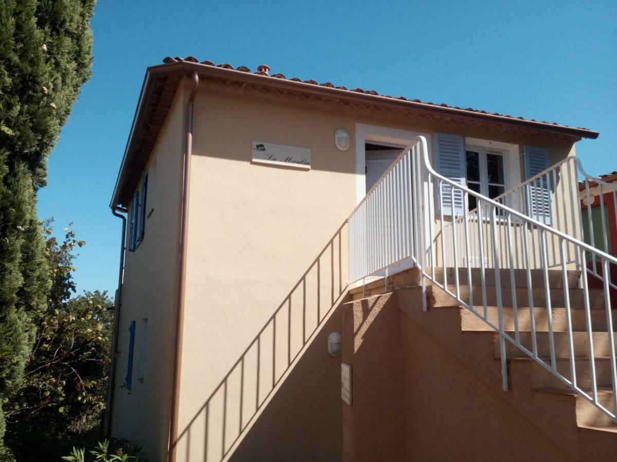 Les Restanques, Bastides Vue Golfe Saint Tropez Apartment กรีโมด์ ภายนอก รูปภาพ