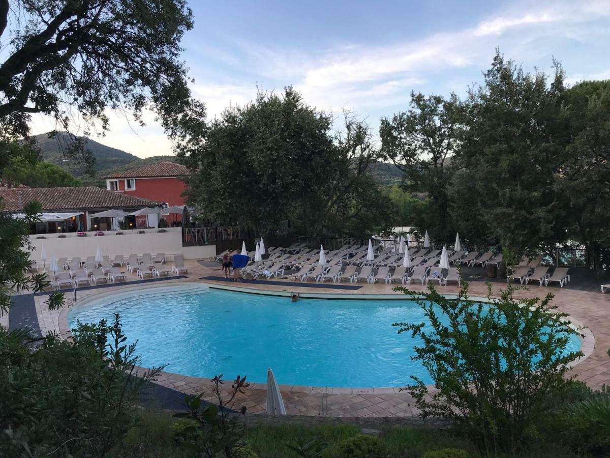 Les Restanques, Bastides Vue Golfe Saint Tropez Apartment กรีโมด์ ภายนอก รูปภาพ